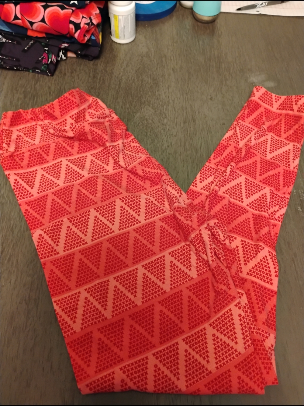 LuLaRoe Coral and Red Geometric Girls' Leggings